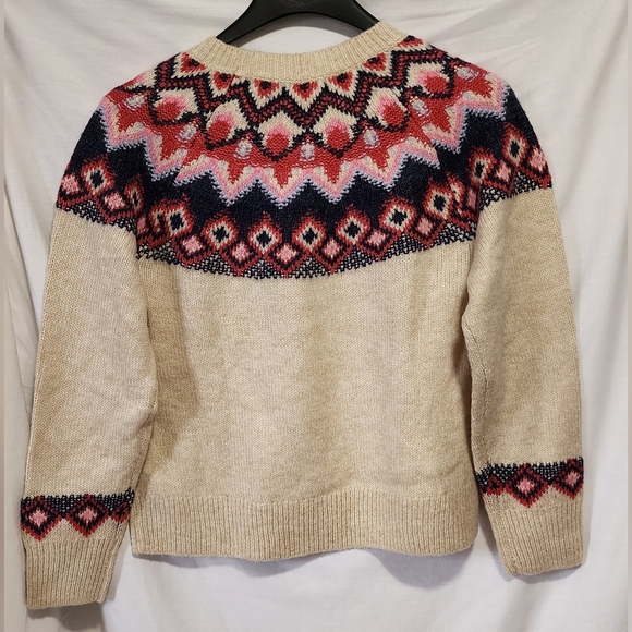 Old Navy Women's Beige and Red Patterned Sweater - Picture 2 of 9